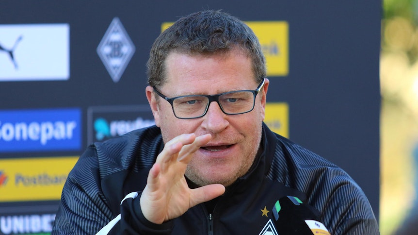 Max Eberl hat im Trainingslager über die Verhandlungen mit potenziellen Hauptsponsoren von Borussia Mönchengladbach gesprochen.