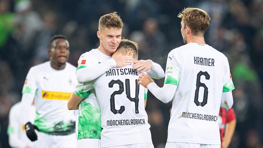 Nico Elvedi von Borussia Mönchengladbach hat die beste Passquote der Bundesliga.