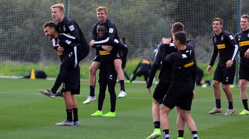 Im Trainingslager bilden sich bei Borussia Mönchengladbach Wohngemeinschaften auf Zeit.