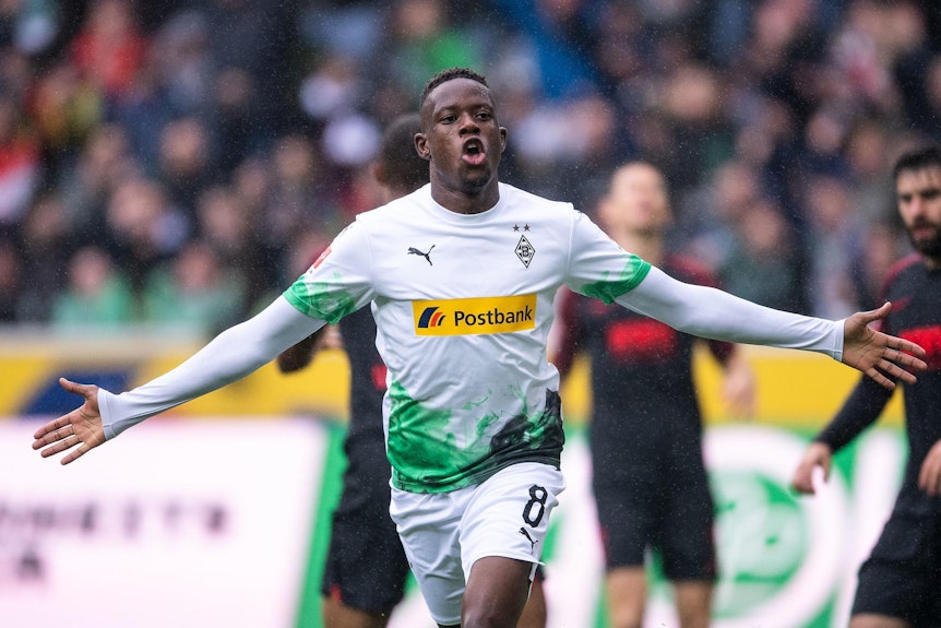 Gladbachs Denis Zakaria steht bei vielen Top-Klubs auf dem Wunschzettel.
