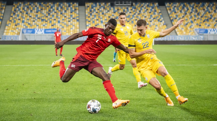 Breel Embolo trifft im Rückspiel der Nations League am Dienstag nicht auf die Schweiz.