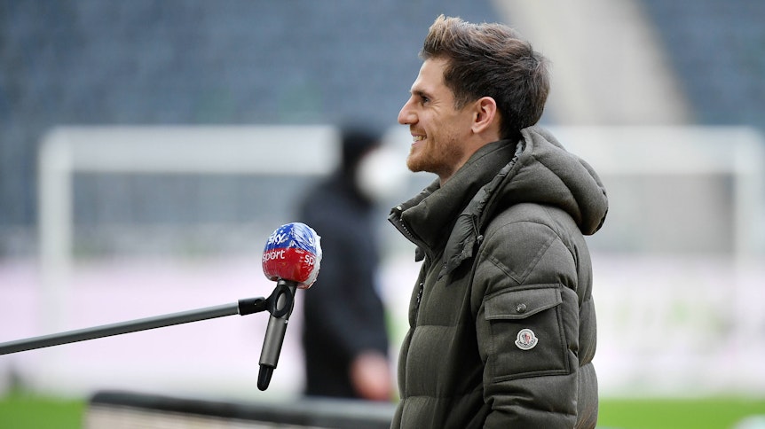 Jonas Hofmann hat vor dem Spiel gegen den FC Augsburg mit „Sky” gesprochen.