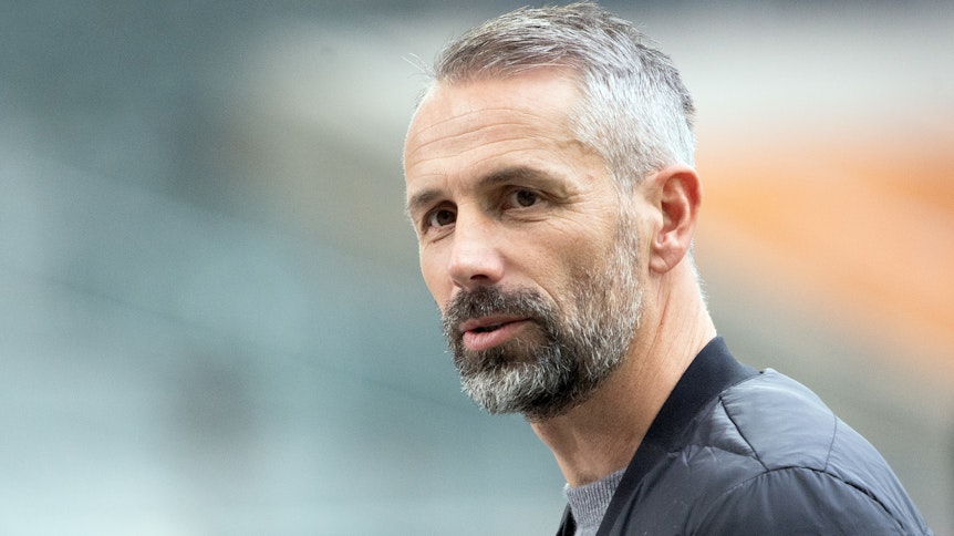 Borussias Trainer Marco Rose, hier an der Seitenlinie vor dem Bundesliga-Spiel gegen den FC Augsburg im Borussia-Park.