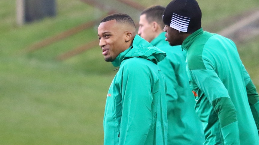 Alassane Plea ist nach seinem positiven Corona-Test und einer anschließenden Quarantäne zurück im Mannschaftstraining von Borussia Mönchengladbach.