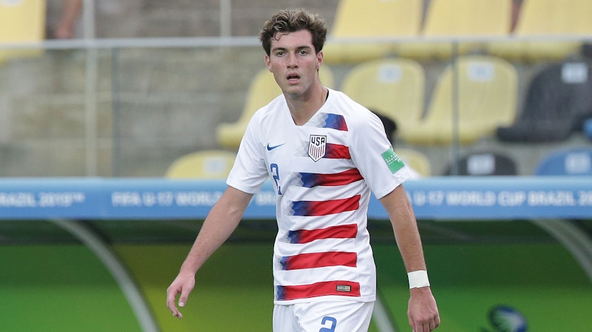 Verteidiger Joseph Scally, hier bei einem U-Nationalmannschafts-Spiel für die USA im Oktober 2019, stößt ab Januar 2021 zum Kader der Gladbacher Borussia.