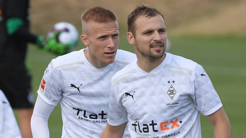 Oscar Wendt (l.) und Tony Jantschke (r.) trainieren im Sommer 2020 gemeinsam im Borussia-Park.