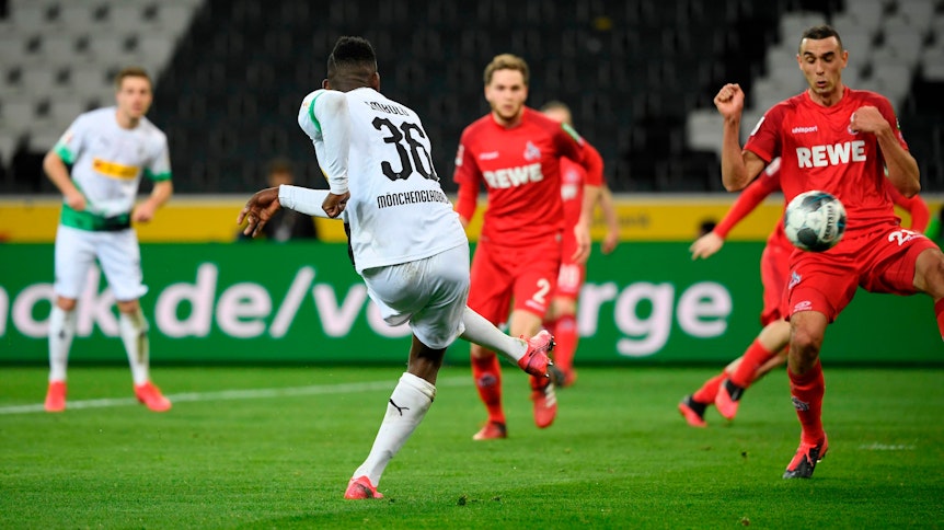 Breel Embolo brachte Borussia Mönchengladbach gegen den 1. FC Köln in Führung.