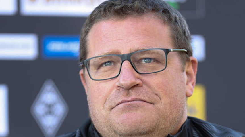 Manager Max Eberl erlebt mit Borussia Mönchengladbach wegen der Corona-Krise schwere Zeiten. Es stehen Jobs beim VfL auf dem Spiel.