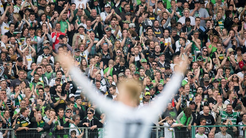 Der Borussia-Park in Gladbach wird zum Heimspiel am Samstag gegen den BVB ausverkauft sein. Rund um das Top-Duell gibt es einige Fragen zu beantworten.