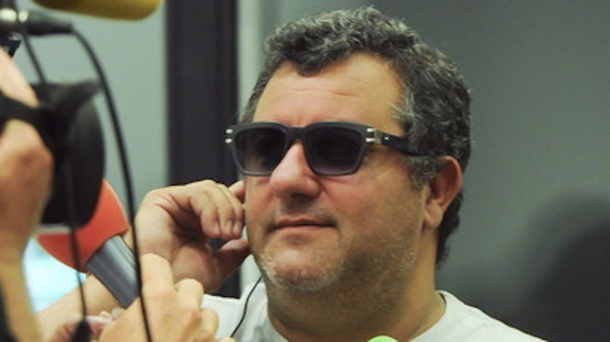Er bringt seine Spieler immer wieder zu den ganz großen Klubs: Thuram-Berater Mino Raiola.