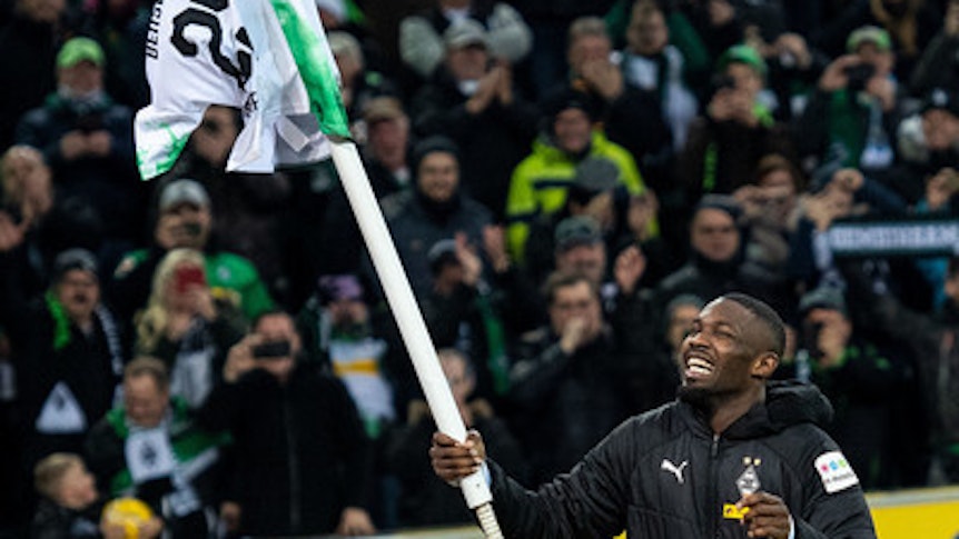 Marcus Thuram ist zum großen Fohlen-Fan-Liebling avanciert. Nicht nur wegen seines inzwischen ligaweit bekannten Eckfahnen-Jubels.
