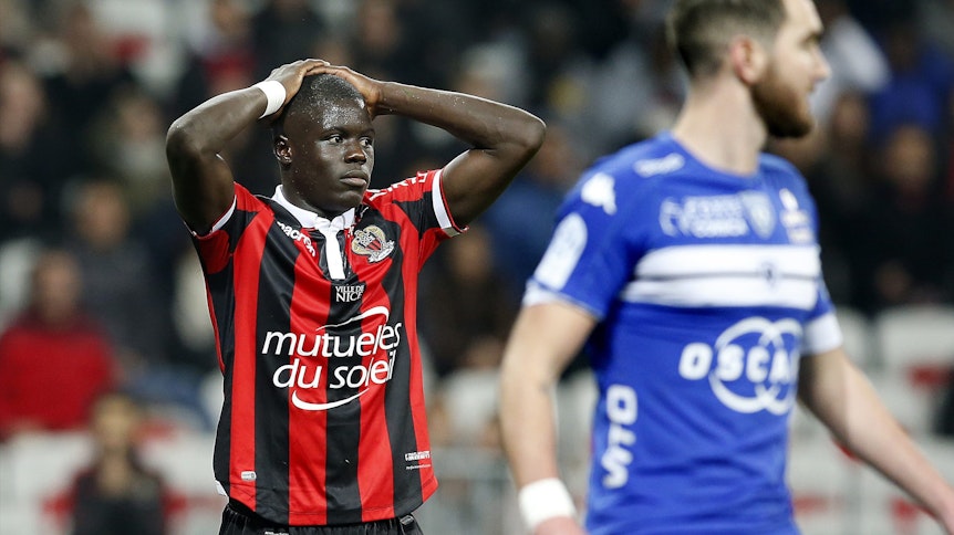 Malang Sarr könnte OGC Nizza in diesem Sommer verlassen. Doch Borussia Mönchengladbach hat längst große Konkurrenz im Buhlen um das Top-Talent bekommen.