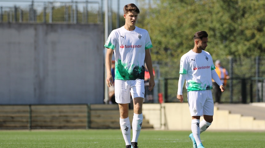 Tom Gaal (links) aus der U19 von Borussia Mönchengladbach könnte als gebürtiger Gladbacher den Sprung zu den Profis schaffen.