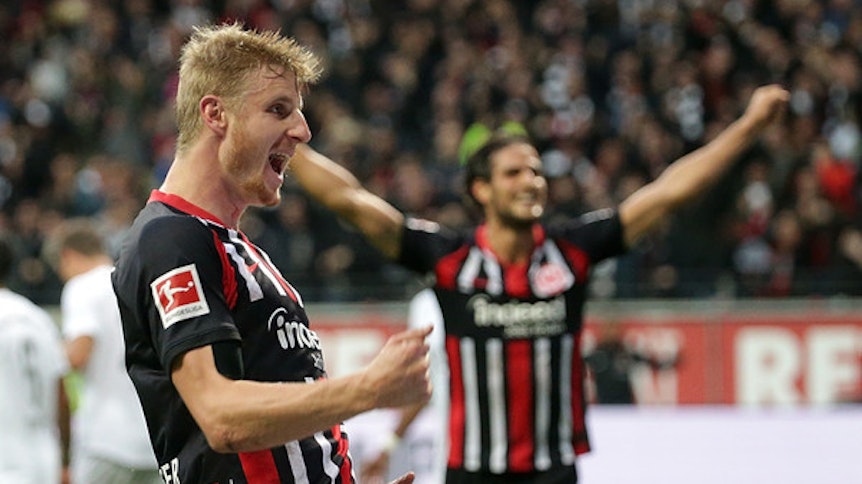 Martin Hinteregger hat in dieser Bundesliga-Saison schon sechsmal für Eintracht Frankfurt getroffen.