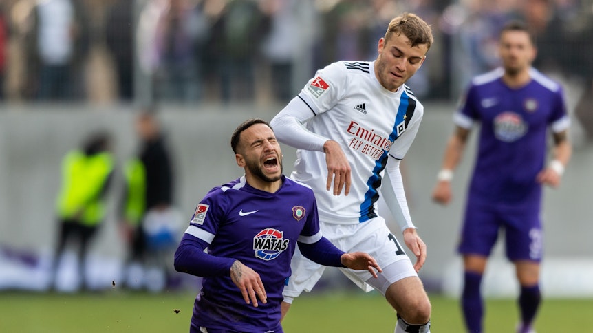 Die Leihe von Jordan Beyer (r.) zum Hamburger SV hat sich ausgezahlt. Ex-Gladbach-Coach Dieter Hecking setzt auf den Abwehrspieler.