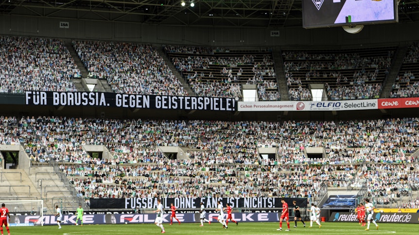Die Pappkameraden-Kulisse im Borussia-Park.