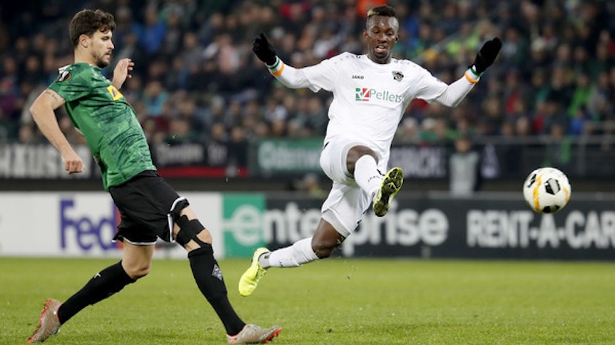 Tobias Strobl könnte für Borussia Mönchengladbach bei einem Bundesliga-Restart noch wichtig werden.