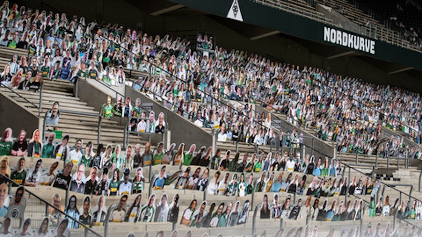 Die Pappkameraden-Aktion im Borussia-Park wird bereits von über 12.000 Gladbach-Fans unterstützt.