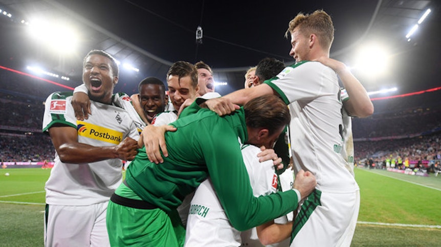 Kollektiver Jubelrausch im Gladbacher Lager: Am 6. Oktober 2018 stürmen fulminante Fohlen die Bayern-Arena, am Ende heißt es 3:0 für den VfL. Kann Borussia nun erneut solch eine Sensation schaffen?