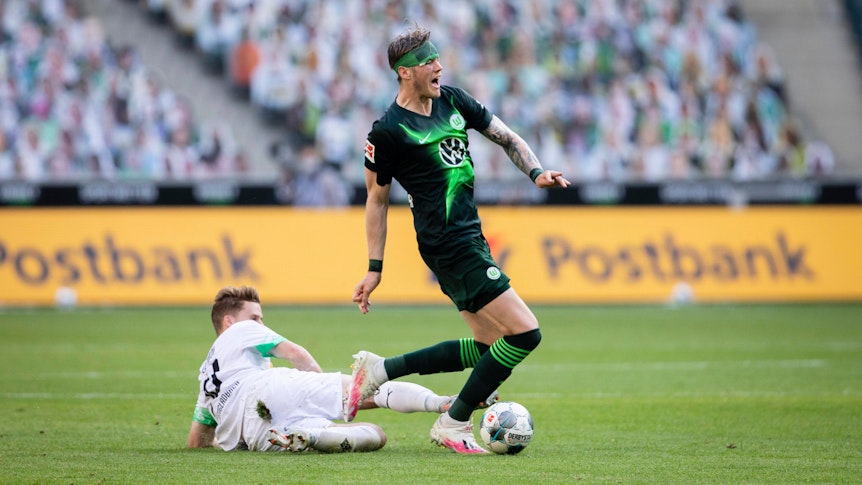 Nico Elvedi musste sich nicht grämen: Die fünfte Gelbe Karte gegen den VfL Wolfsburg war berechtigt.