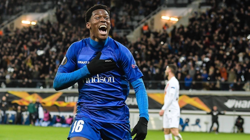 Jonathan David traf in der Europa-League-Zwischenrunde für KAA Gent gegen die AS Rom.