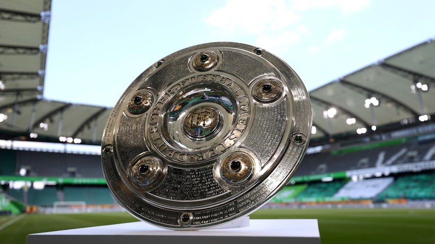 Spätestens am 22. Mai 2021 soll die Schale an den neuen Deutschen Meister übergeben werden.