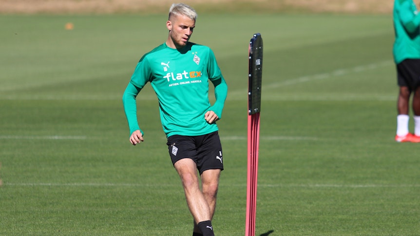 Jordan Beyer ist zurück vom Hamburger SV. Bei Borussia soll der junge Verteidiger sich nun durchbeißen.