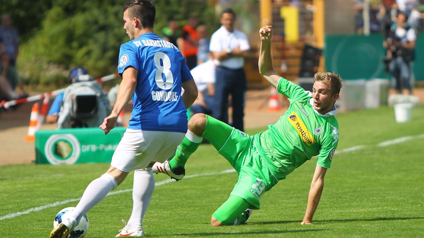Zuletzt scheiterten die Fohlen um Christoph Kramer (rechts im Bild), der auch heute im Kader von Borussia Mönchengladbach steht, in der Saison 2013/14 in der ersten Pokalrunde am SV Darmstadt. Seitdem kamen die Fohlen immer weiter als nur eine Runde.