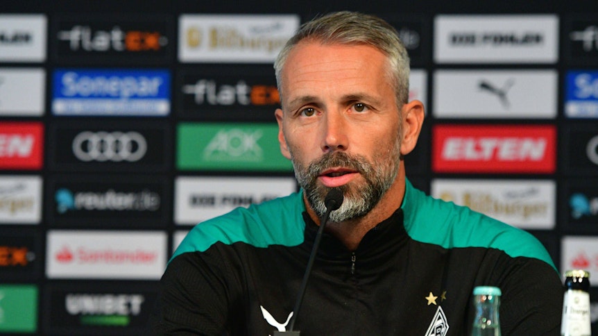Der Trainer der Gladbacher Borussia, Marco Rose, äußert sich auf einer Pressekonferenz zu Fragen, die sich mit dem nahenden Bundesliga-Auftakt beschäftigten.