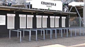 Ein geschlossener Ticket-Counter im Borussia-Park. Dieses Foto vom Stadion in Mönchengladbach stammt aus der Saison 2019/2020.