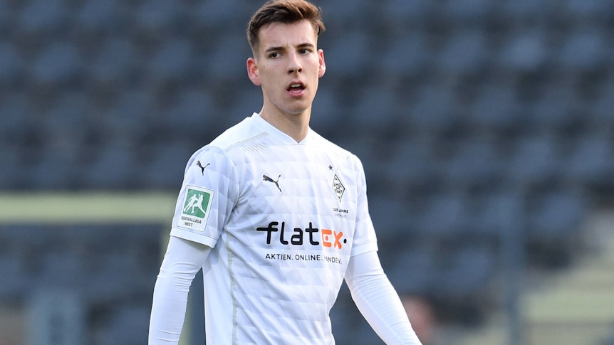 Conor Noß von Borussia Mönchengladbach schaut angefressen beim Regionalliga West-Duell mit dem Wuppertaler SV am 14. April 2021.