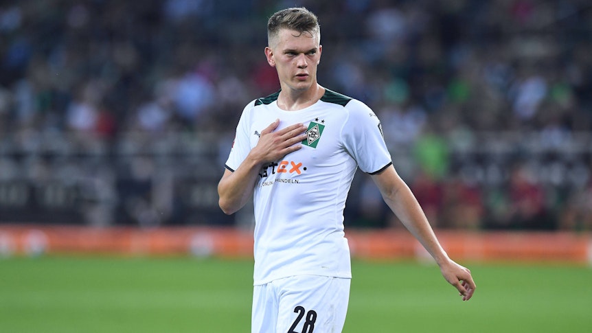 Innenverteidiger Matthias Ginter von Fußball-Bundesligist Borussia Mönchengladbach hat sich der GladbachLIVE-Redaktion ausführlich in einem exklusiven Interview gestellt. Auf diesem Foto ist der DFB-Nationalspieler im Duell mit dem FC Bayern München am 13. August 2021 im Borussia-Park zu sehen.