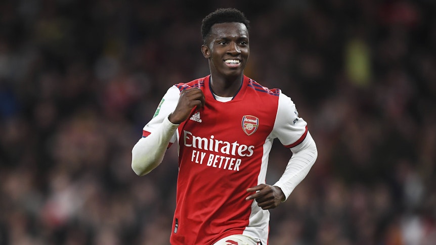 Eddie Nketiah, hier zu sehen am 26. Oktober 2021, kommt nicht zu Borussia Mönchengladbach, sondern bleibt Arsenal London in der englischen Premier League treu.