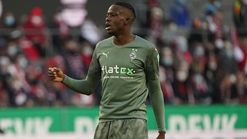 Denis Zakaria von Borussia Mönchengladbach am 27. November 2021 beim Derby in Köln.