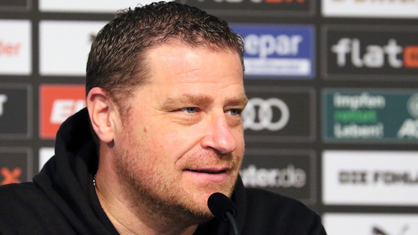 Max Eberl, Manager von Fußball-Bundesligist Borussia Mönchengladbach, bei einer Pressekonferenz im Borussia-Park am 3. Dezember 2021.