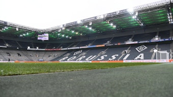 Der leere Borussia-Park vor dem Bundesliga-Spiel zwischen Borussia Mönchengladbach und Greuther Fürth am 20. November 2021.