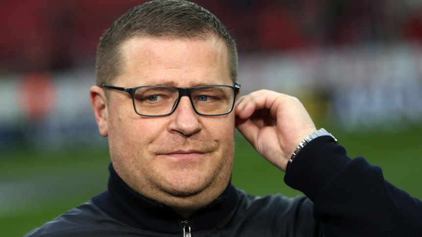 Borussias Sportdirektor Max Eberl beim Bundesliga-Spiel in Mainz am 1. April 2018.