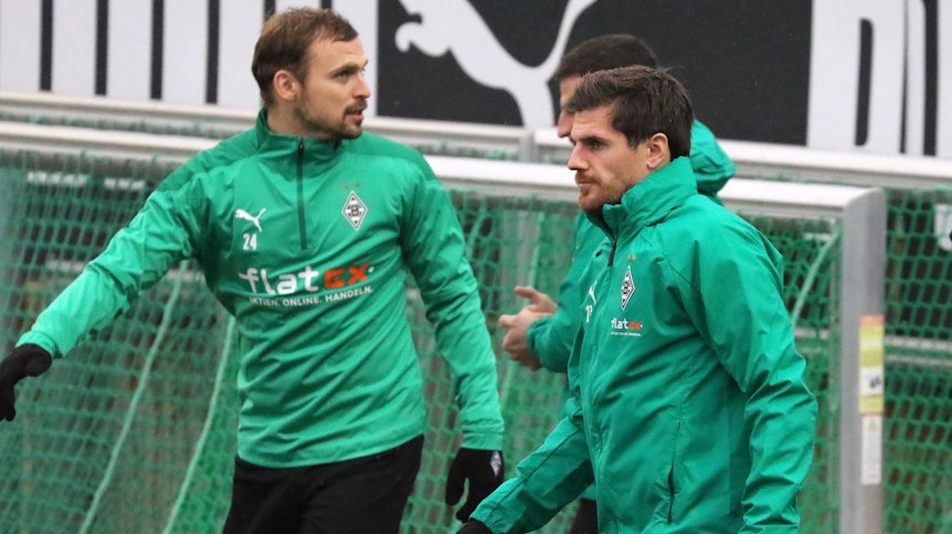Tony Jantschke, Stefan Lainer und Jonas bei einer Trainingseinheit der Fohlen am 5. Januar 2021 im Borussia-Park.