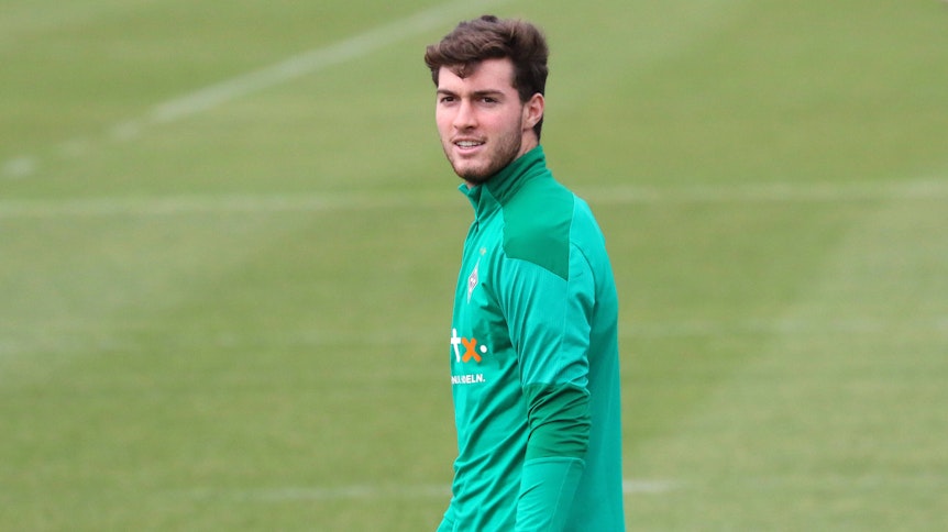 Gladbachs Joe Scally beim Training am Trainingsgelände des Borussia-Park am 23. Februar 2021