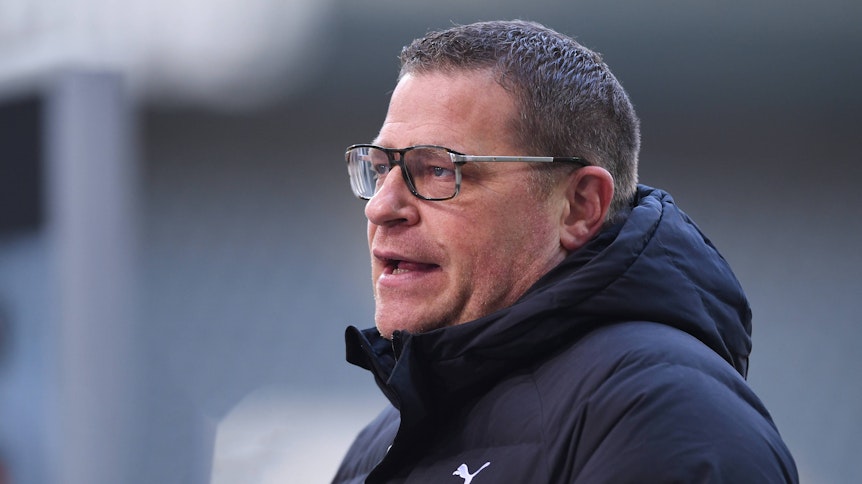 Gladbachs Manager Max Eberl spricht nach dem Bundesligaspiel der Gladbacher gegen Bayer Leverkusen am 6. März 2021 in einem Interview.