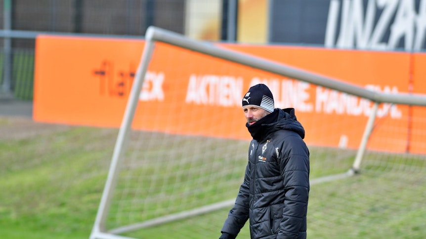 Gladbachs Trainer Marco Rose beim Training seiner Gladbacher auf dem Trainingsgelände am Borussia-Park am 15.03.2021.