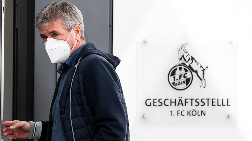 FC-Trainer Friedhelm Funkel kommt zum Geißbockheim.