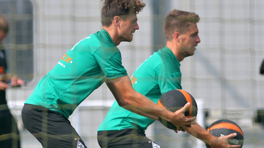 Jonas Hofmann (l.) und Patrick Herrmann (r.), hier am 18. August 2020, duellieren sich im zehnten Duell der Serie „Flaco vs. Hoffi“.