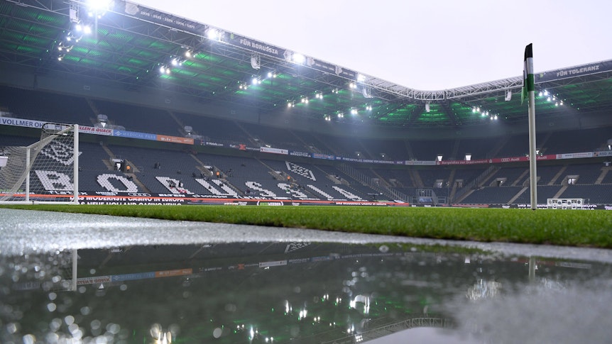 Blick auf den Platz im Borussia-Park am 22. Januar 2022 vor dem Bundesliga-Spiel zwischen Borussia Mönchengladbach und Union Berlin.