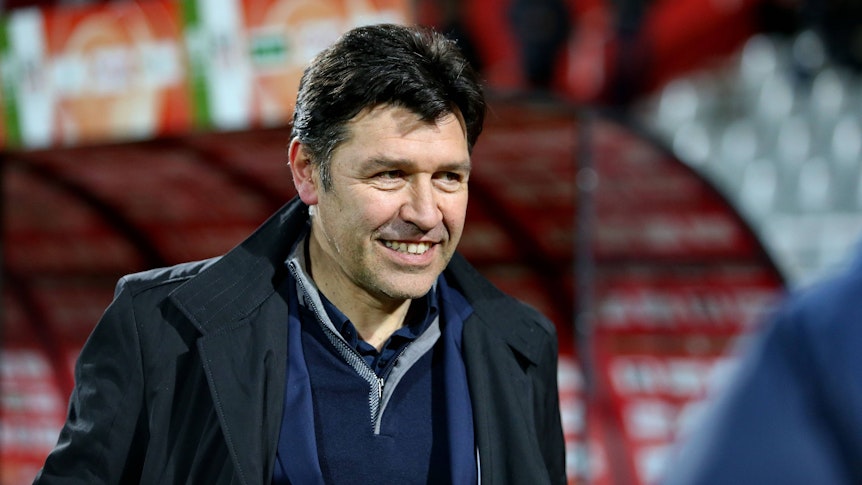 Ex-Borusse Hubert Fournier beim Besuch einer Partie zwischen AC Ajaccio und Lorient am 9. Februar 2018. Der 54-Jährige soll bei Borussia Mönchengladbach hoch im Kurs stehen.