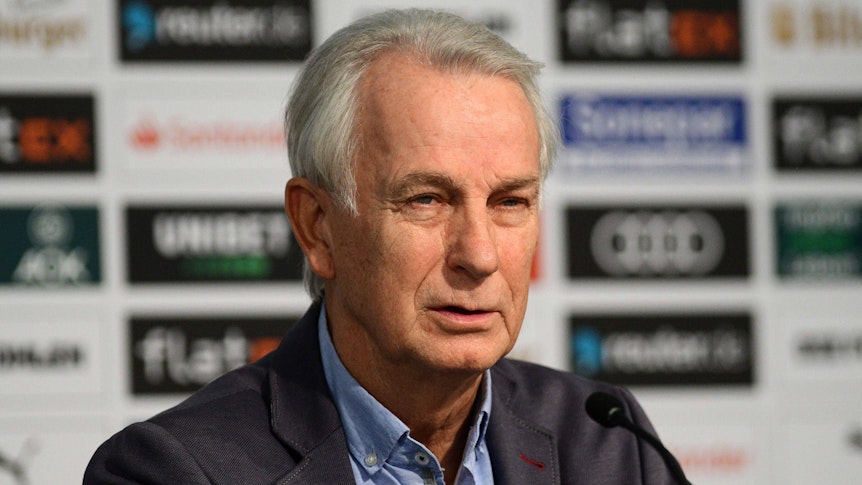 Rainer Bonhof, Vizepräsident von Borussia Mönchengladbach, am 15. Februar 2022 während einer Pressekonferenz im Borussia-Park.