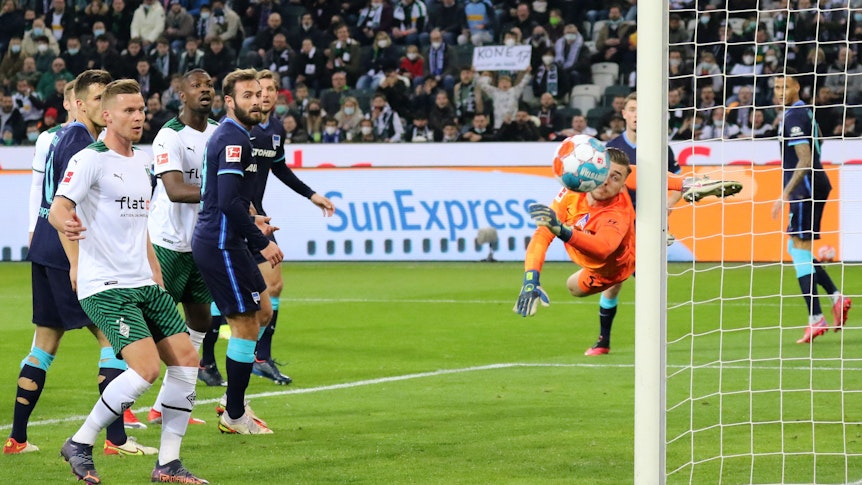 Borussia Mönchengladbach gewann am Samstag (12. März 2022) das Top-Spiel des 26. Bundesliga-Spieltags gegen Hertha BSC mit 2:0.