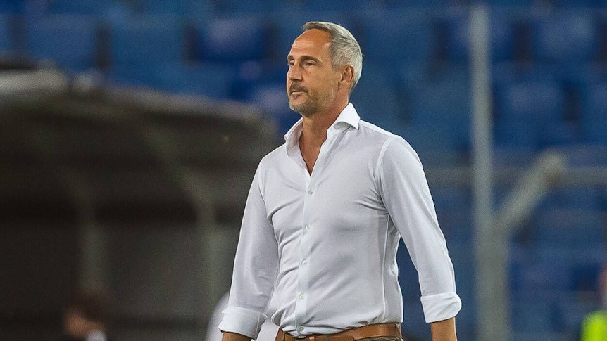 Adi Hütter, damals noch Cheftrainer von Eintracht Frankfurt, beim Europa League Spiel am 6. August 2020 gegen den FC Basel.