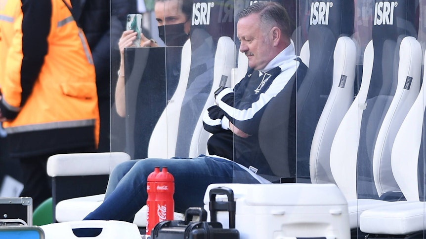 Gladbach-Manager Roland Virkus, hier am 16. April beim Spiel gegen den 1. FC Köln im Borussia-Park hat in der kommenden Transferperiode einiges zu tun.