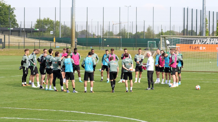 Das Team von Borussia Mönchengladbach, hier bei einer Trainingseinheit am 5. Mai 2022 im Borussia-Park, verabschiedet sich in der kommenden Woche in die Sommerpause.